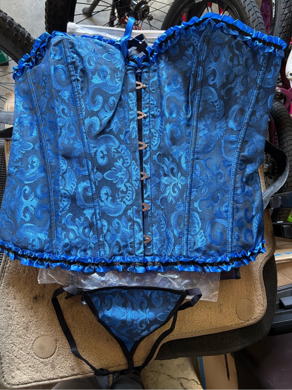 SHEIN Blue Floral Brocade Corset Top with Ruffle Trim